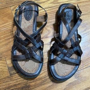 b.o.c. born brown sandals